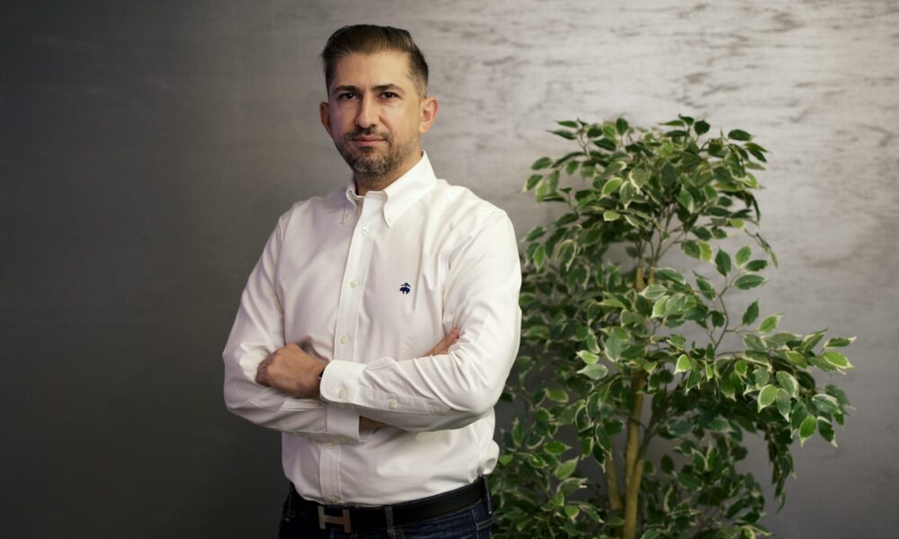 Consolidare pe piața de web hosting din România! Cyber_Folks preia Hosterion pentru 6,7 milioane de euro